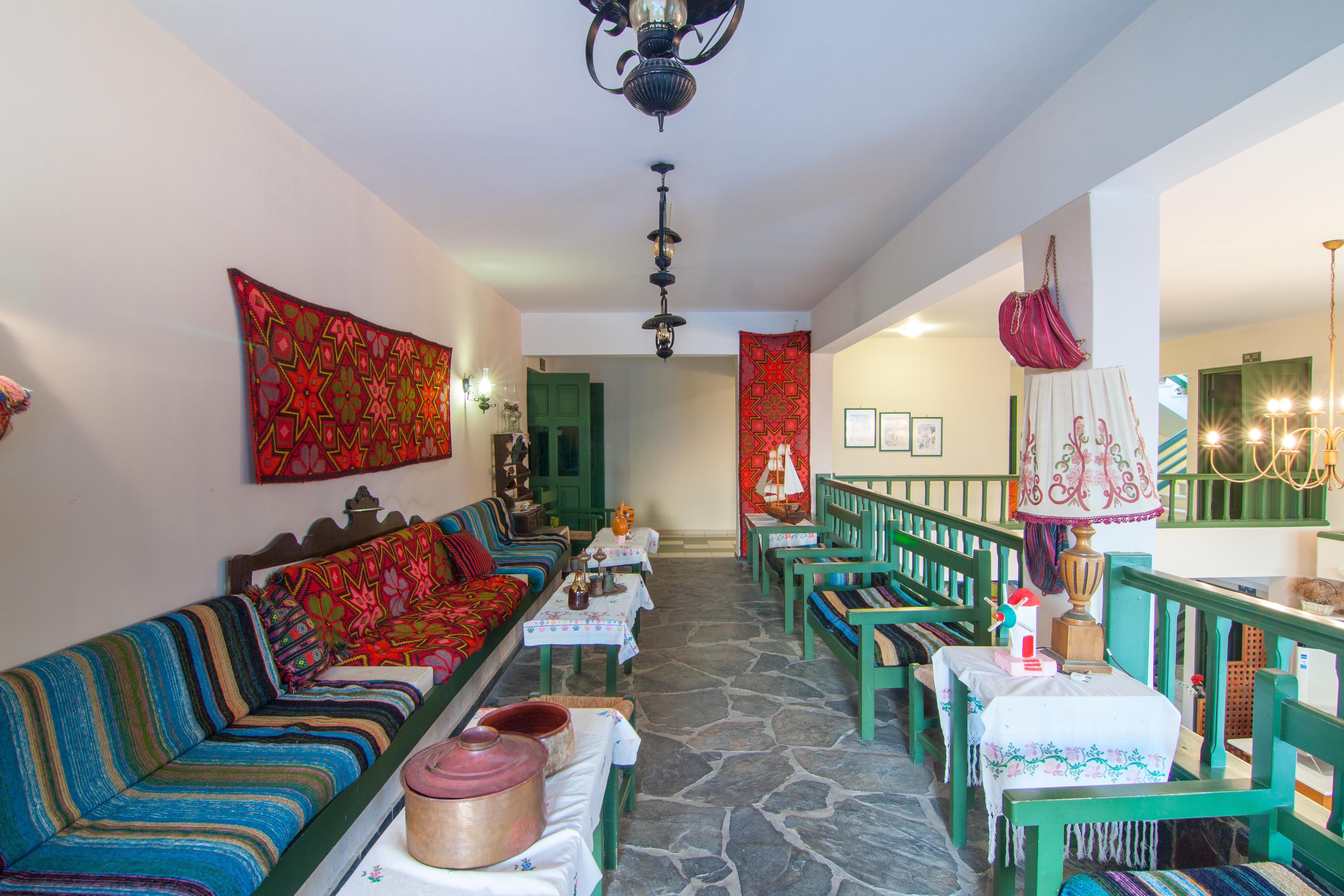 Trefon Hotel Apartments And Family Suites Платанес Екстериор снимка