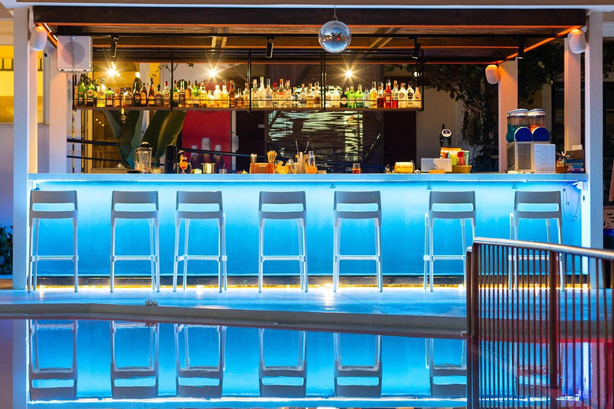 Trefon Hotel Apartments And Family Suites Платанес Екстериор снимка