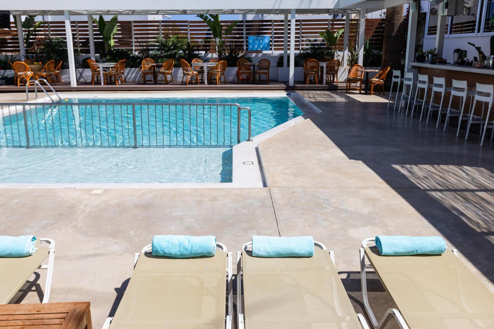Trefon Hotel Apartments And Family Suites Платанес Екстериор снимка