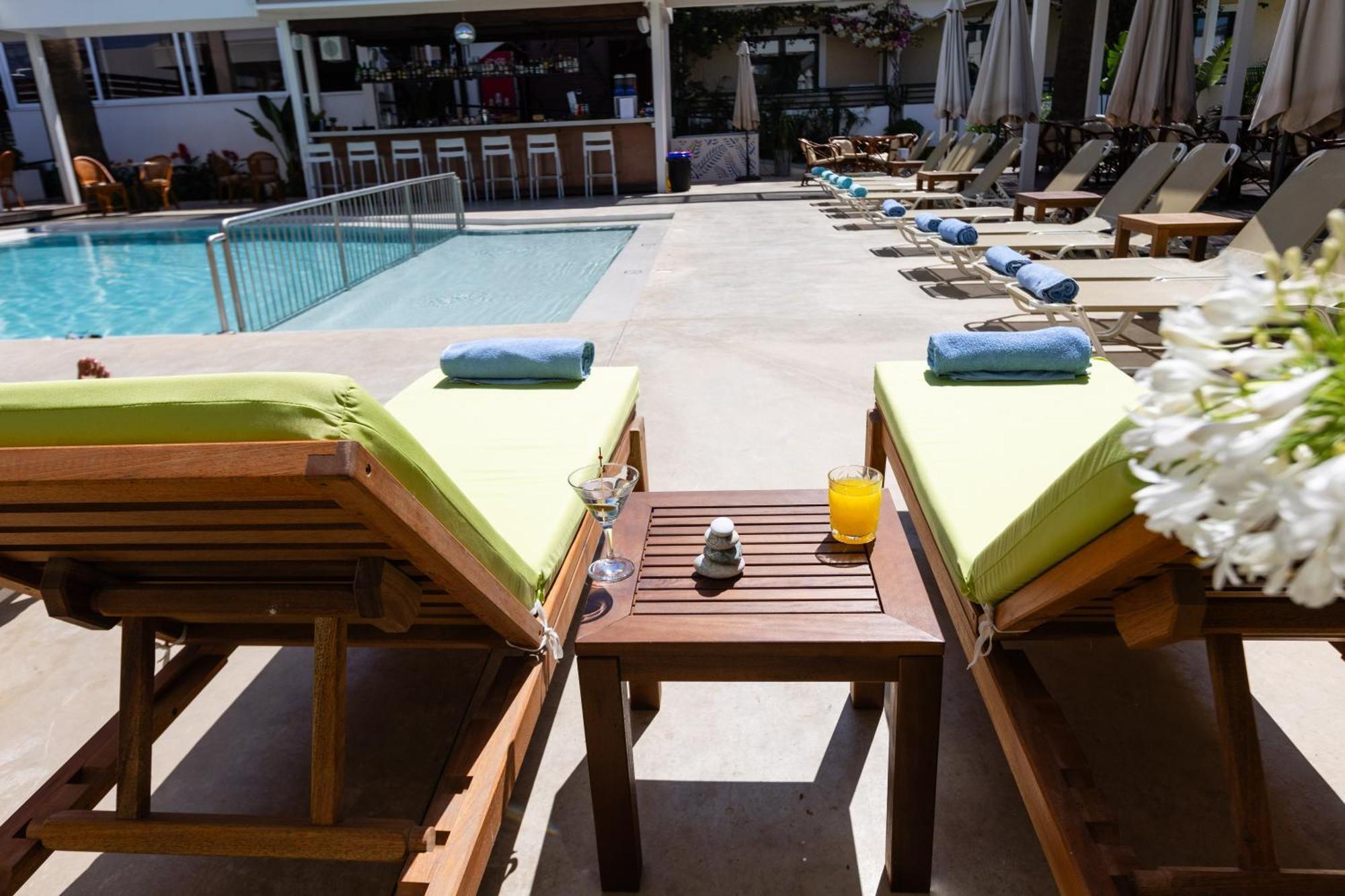 Trefon Hotel Apartments And Family Suites Платанес Екстериор снимка